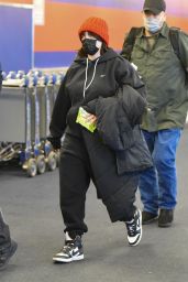 Billie Eilish Arrive at JFK Airport in New York 12/13/2021