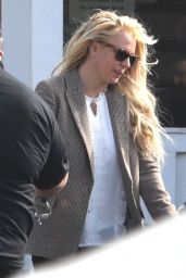 Britney Spears - Out in Los Angeles 11/30/2021
