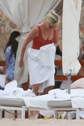 Charlize Theron - Vacation in Cabo San Lucas 11/27/2021