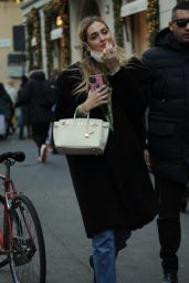 Chiara Ferragni - Jewelery Shopping at Cartier in Milan 12/20/2021