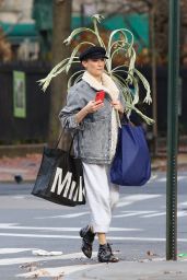 Diane Kruger - Shopping in Manhattan’s West Village Area 12/15/2021