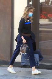 Jaclyn Smith - Christmas Shopping on Rodeo Drive in Beverly Hills 12/21/2021