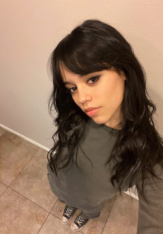 Jenna Ortega 12/22/2021 • CelebMafia