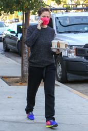 Jennifer Garner - Out in Brentwood 12/20/2021