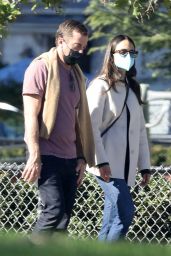 Jordana Brewster - Out in Los Angeles 12/26/2021