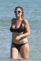 Josie Goldberg in a Black Bikini - Miami Beach 12/27/2021