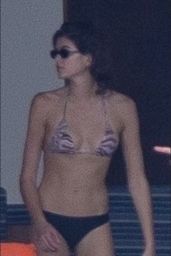 Kaia Gerber in a Bikini - Cabo San Lucas 12/23/2021