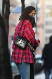 Katie Holmes - Out in New York City 12/18/2021