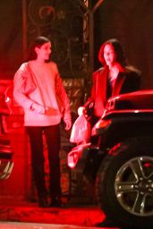 Kendall Jenner - Out in Los Angeles 12/02/2021