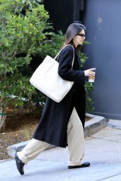 Kendall Jenner Wears an Oversized Blazer - Beverly Hills 12/17/2021