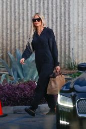 Khloe Kardashian - Christmas Photoshoot in Calabasas 12/17/2021