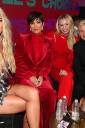 Khloé Kardashian – People’s Choice Awards 2021 in Santa Monica
