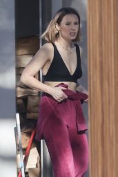 Kristen Bell - Outside Her House in Los Feliz 12/26/2021