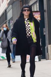Lily Allen in Black Shorts and a Green Patterned Sweater - Manhattan 12/01/2021