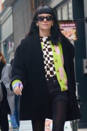 Lily Allen in Black Shorts and a Green Patterned Sweater - Manhattan 12/01/2021
