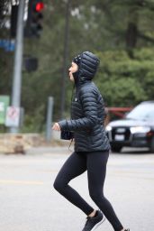 Lisa Rinna - Morning Jog in Beverly Hills 12/27/2021