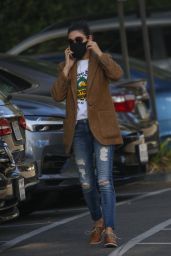 Mila Kunis in a Blazer and Jeans - Beverly Hills 12/01/2021