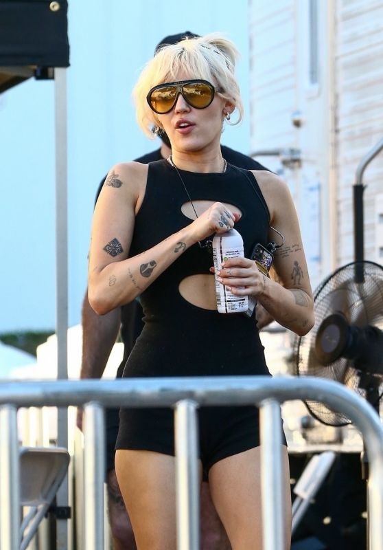 Miley Cyrus - Ahead of the NBC Concert in Miami 12/30/2021