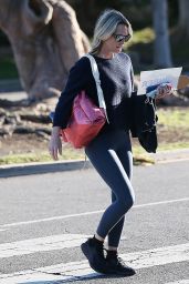Molly Sims - Out in Santa Monica 12/17/2021