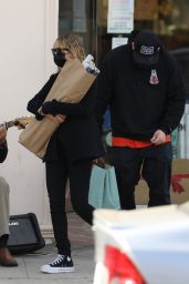 Nicole Richie and Joel Madden - Holiday Shopping in LA 12/20/2021