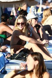 Rachel Gilbert on the Beach in Miami Beach 12/03/2021