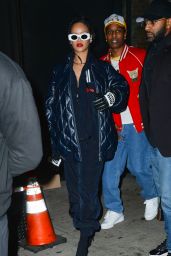 Rihanna - Shopping in New York 12/02/2021