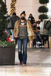 Sarah Silverman and Rory Albanese - Christmas Shopping at the Grove in LA 12/23/2021