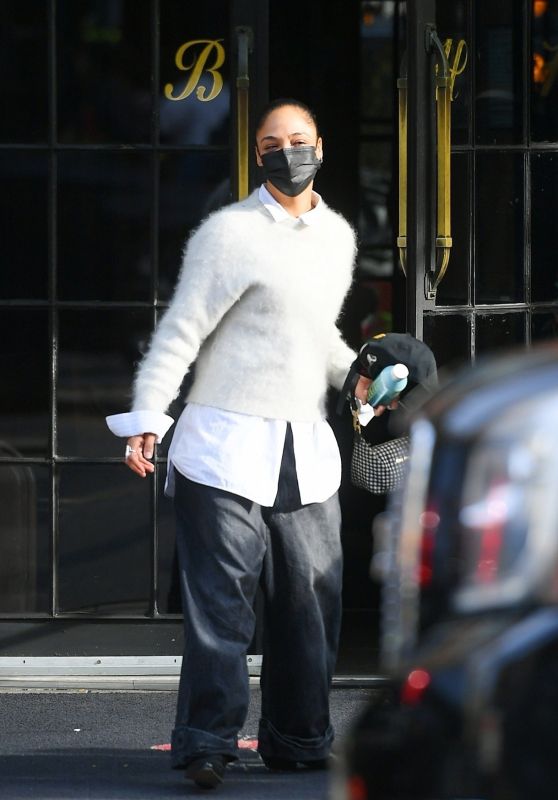 Tessa Thompson Wearing a Fuzzy Sweater and Baggy Jeans - NYC 12/01/2021