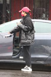 Vanessa Hudgens - Out  in Los Angeles 12/23/2021