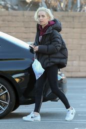 Zoe Lister-Jones - Out in Beverly Hills 12/19/2021