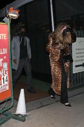 Adele - Leaving Giorgio Baldi Restaurant in Santa Monica 01/09/2022
