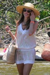Alessandra Ambrosio - Waiting For a Boat in Florianopolis 01/03/2022