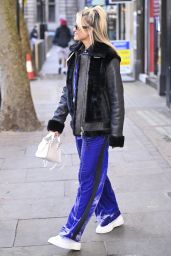 Ashley Roberts in Comfy Clothes - London 01/20/2022