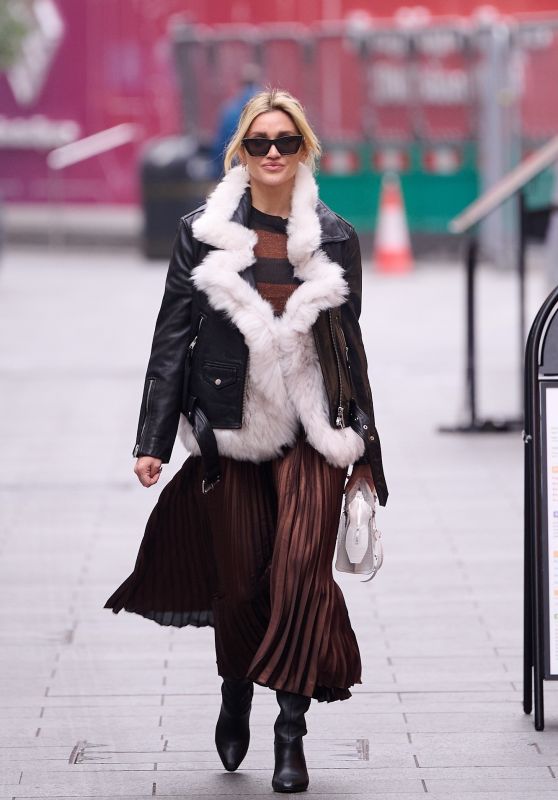 Ashley Roberts in Pleated Skirt and Fur-Lined Leather Jacket - London 01/24/2022