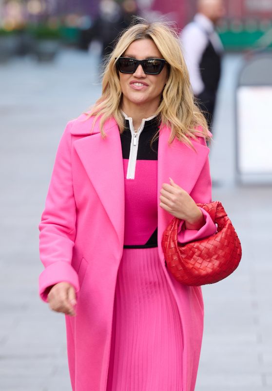 Ashley Roberts - Out in London 01/05/2022