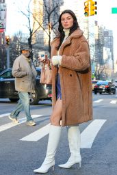 Bella Banos - Out in New York 01/19/2022