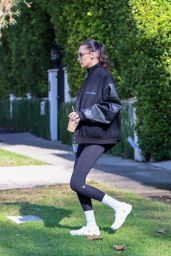 Bella Hadid - Out in Los Angeles 01/04/2022
