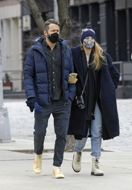 Blake Lively and Ryan Reynolds - Out in Tribeca New York 01/24/2022