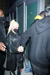 Christina Aguilera - Arrives at the Lakers Game in LA 01/09/2022