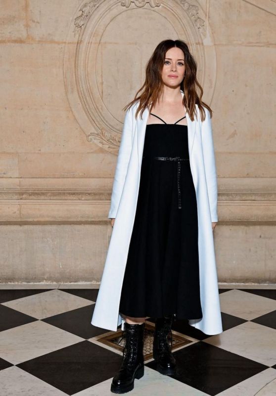 Claire Foy - DIOR Haute Couture Spring Summer 2022 Show in Paris 01/24/2022