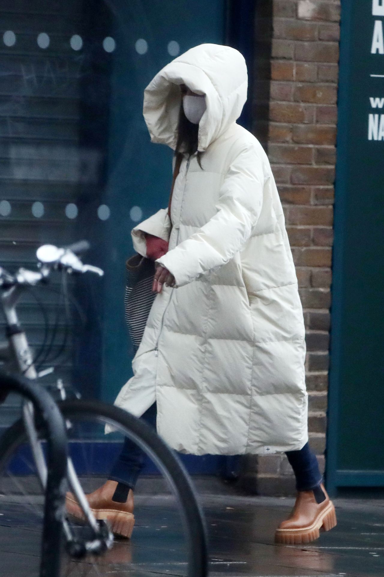 Emilia Clarke - Out in London 01/11/2022 • CelebMafia
