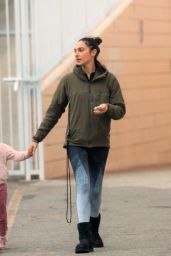 Gal Gadot - Out in Studio City 01/13/2022