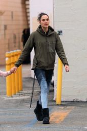 Gal Gadot - Out in Studio City 01/13/2022