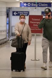 Haley Alonso at LAX in Los Angeles 01/09/2022