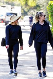 Hilary Duff - Out in Studio City 01/26/2022