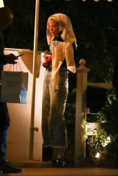 Jaime King at San Vicente Bungalows in West Hollywood 01/29/2022