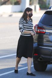 Jennifer Garner - Out in Pacific Palisades 01/11/2022