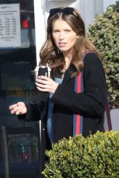 Katherine Schwarzenegger - Shopping in Los Angeles 01/26/2022