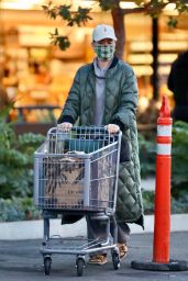 Katy Perry - Shopping at Erewhon Market in LA 01/09/2022