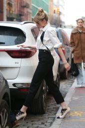 Kristen Stewart - Leaving Her Apartment in NY 01/24/2022